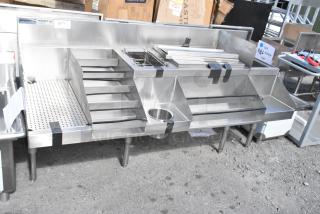 BRAND NEW Regency 600CSLD2972S 72" stainless steel cocktail station with liquor display, drainboard. Scratch and dent model.
