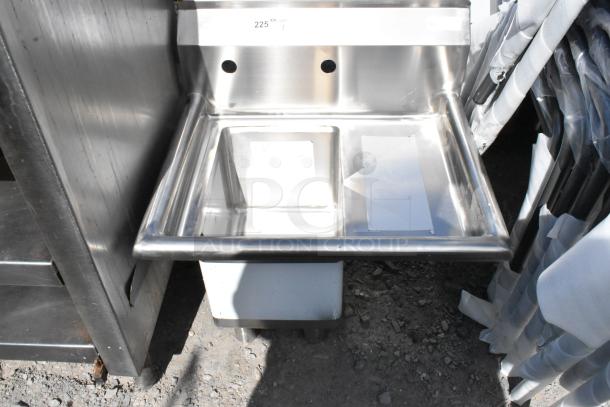 BRAND NEW KoolMore SA101410-10R3 23" stainless steel one compartment commercial sink with drainboard; minor scratches visible.