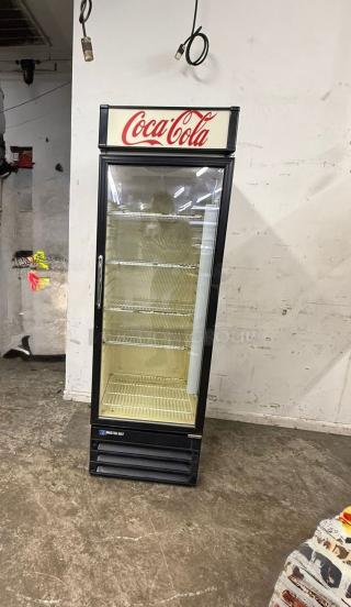 Master-Bilt Coca-Cola Commercial Cooler Merchandiser w/ 1 Glass Door - Item #1205323
