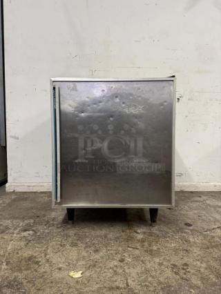 Silver King SKTTR7 Undercounter Refrigerator - Item #1205570