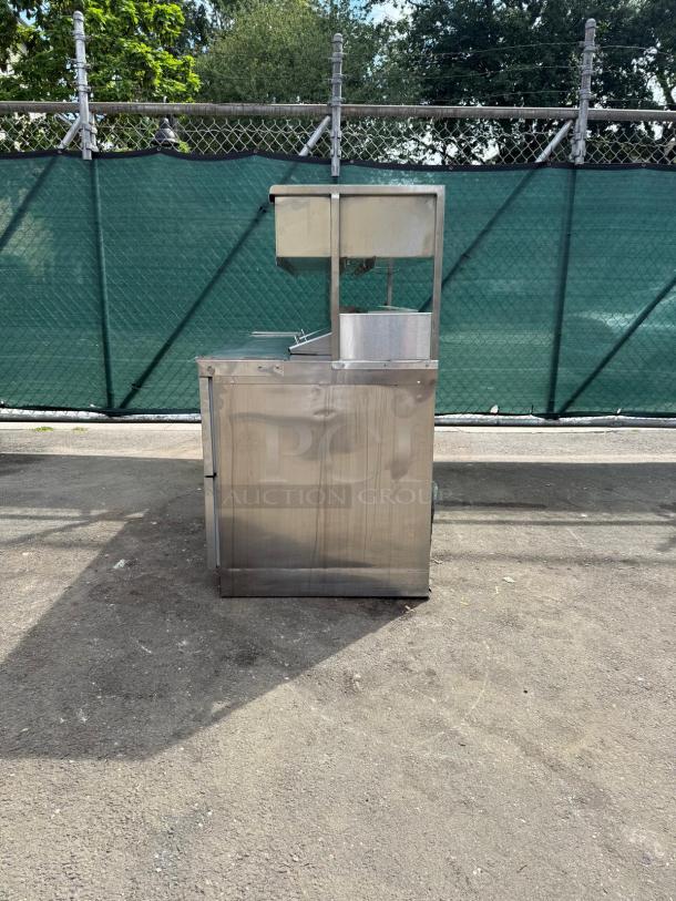 Delfield D4464NP refrigerated sandwich prep table, stainless steel, 4 drawers, mega top, 5" casters, good condition.
