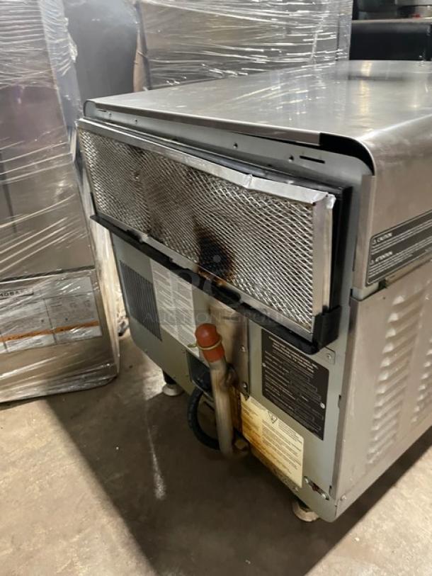 TurboChef ENCORE2 commercial high-speed rapid cook oven, 2022 model, stainless steel, ventless, countertop, on legs, 208/240V.