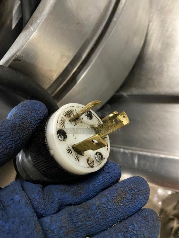 Caliente Industries Model A1 electric tortilla press plug. Compatible with 115-125/208-240V. Stainless steel equipment.