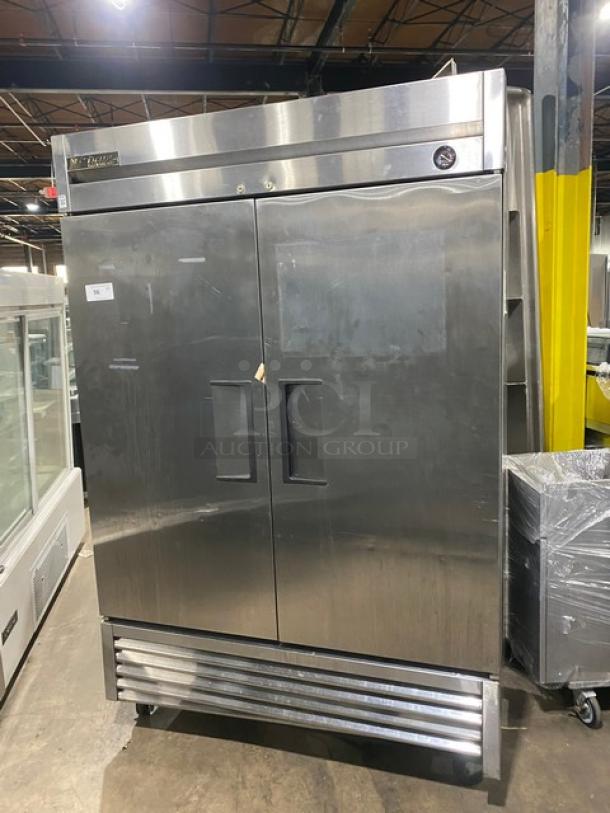 True T-49 stainless steel 2-door reach-in refrigerator, Energy Star certified, on casters. Model T-49. Serial: 8658149.