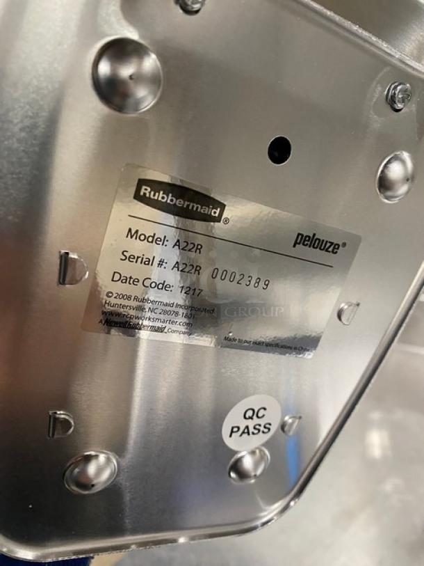 Rubbermaid Pelouze A22R stainless steel scale, 5 lb. capacity, dual read dial, new condition, with model and serial tag.