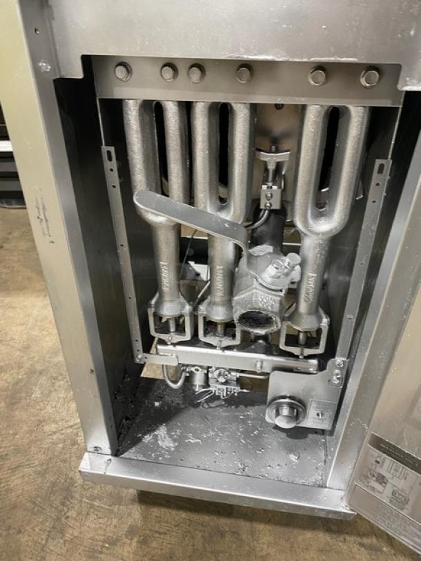 Pitco Frialator 40S commercial deep fryer, stainless steel, liquid propane, includes back splash and fry baskets, on legs.