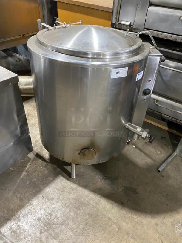 Groen stainless steel steam jacketed kettle, model AH/1-40, 40 lb capacity, natural gas powered, 115V 1 phase, on legs.