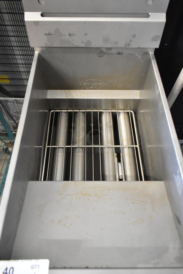 BRAND NEW 2025 Pitco Frialator 40D stainless steel commercial propane deep fat fryer, 107,000 BTU, with 2 metal fry baskets.