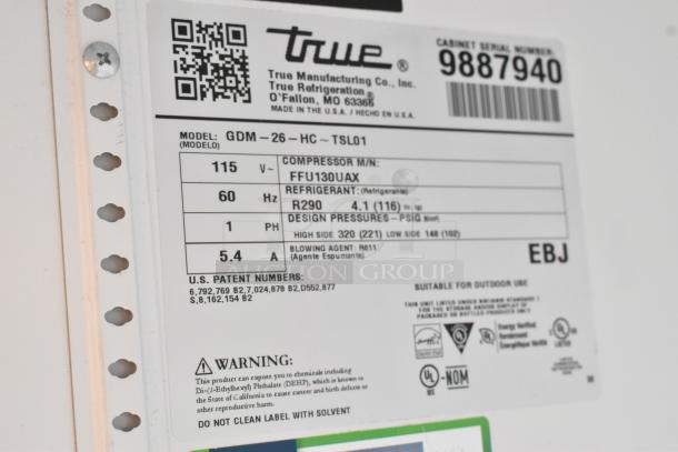 Label for True GDM-26-HC cooler, showing model, voltage, refrigerant type R290, and other specs. Serial number 9887940.