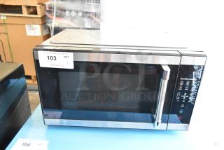 2023 Hamilton Beach HB61S100027880 metal countertop microwave oven with plate, stainless steel finish, 115 volts, 1 phase.