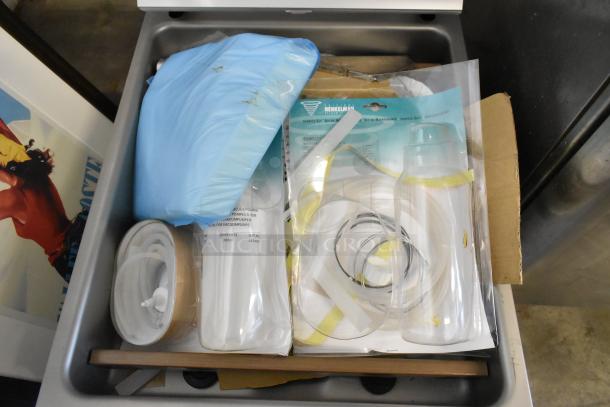 Henkelman Jumbo 42 XL - ETL vacuum sealer kit with service set, tubing, and maintenance supplies, 110-120V, 1 phase.
