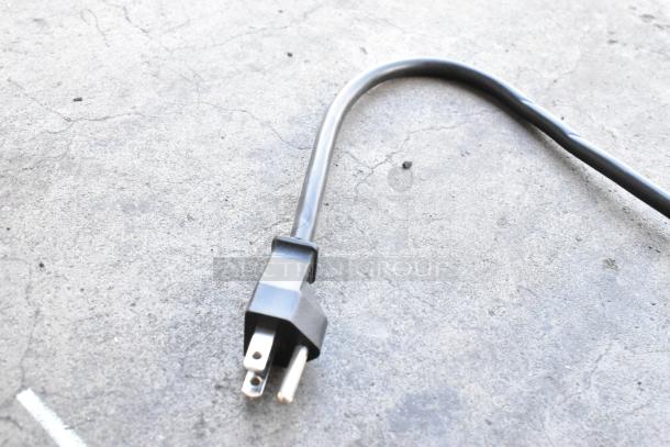 Power cord for Henny Penny stainless steel commercial modular holding bins, 120 volts, brand new condition.