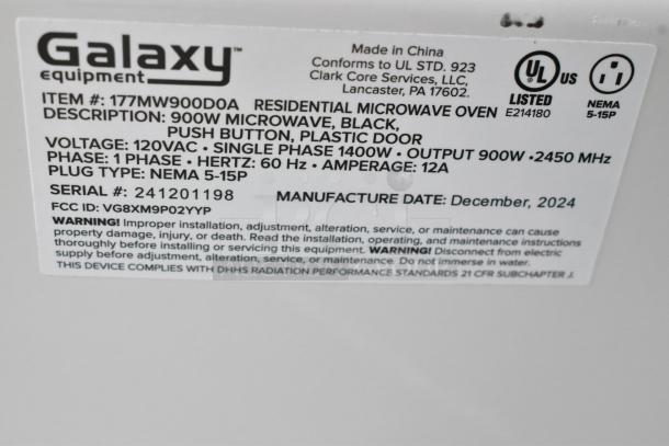 BRAND NEW 2024 Galaxy 177MW900D0A Microwave, 900W, push button, 120V, 1 phase. Scratch and dent condition.