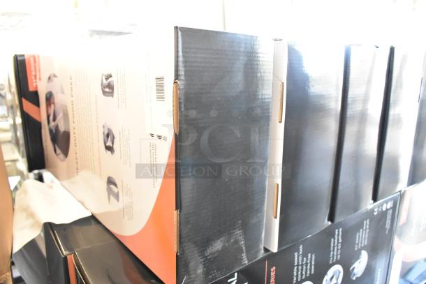 4 AvaMix 928IBHD21 immersion blenders, 21" heavy-duty, 1 1/4 hp, scratch and dent, brand new in boxes, 120V, 1-phase.