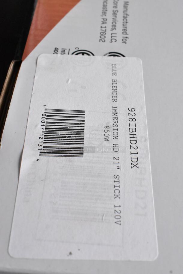 New AvaMix 928IBHD21 21" immersion blender, scratch and dent, 1 1/4 hp, 120V, label shows model and barcode.