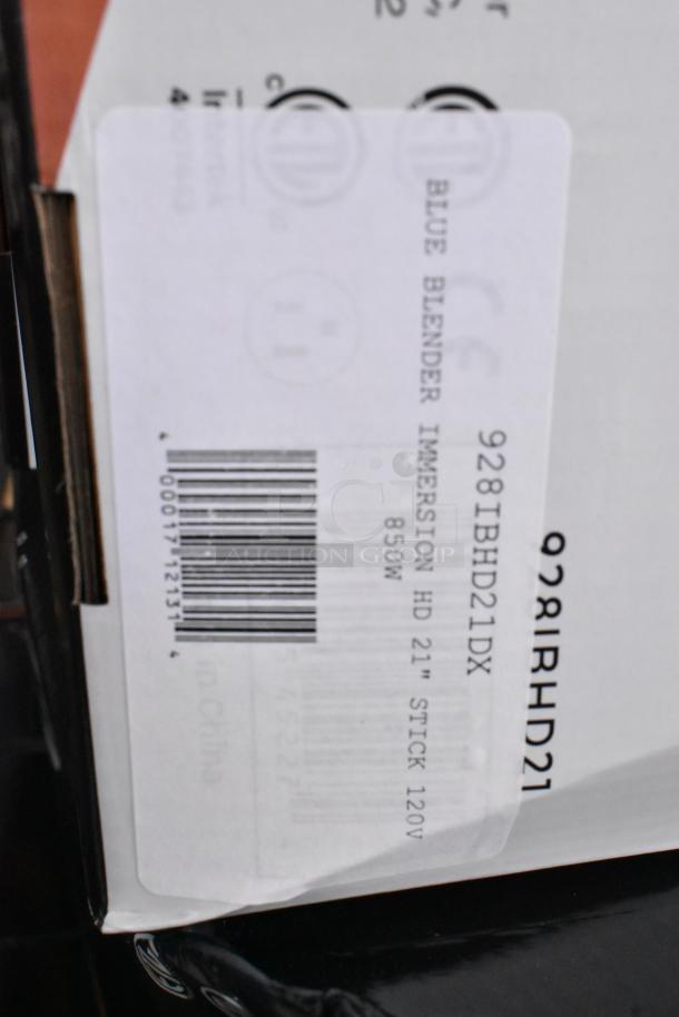 Alt text: AvaMix 928IBHD21 immersion blender box with label showing model, 21" stick, 120V, 850W. New, scratch and dent.