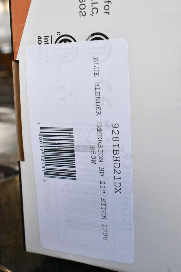 AvaMix 928IBHD21 21" Immersion Blender box, new condition, 1 1/4 hp, 120 Volts, barcode, and label visible.