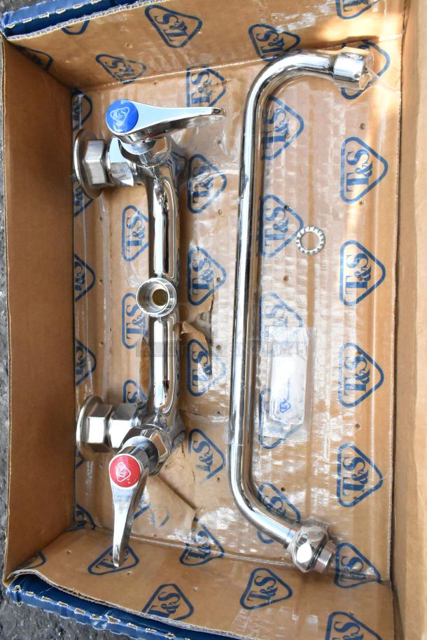 Brand new Regency 600DT1 twist handle waste valve, for 3 1/2" sink opening, stainless finish, in box. Box labeled T&S.
