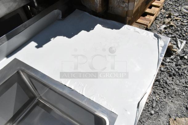 Regency 600ST3048L table with sink bay, brand new, scratch and dent condition, no legs, stainless steel surface.