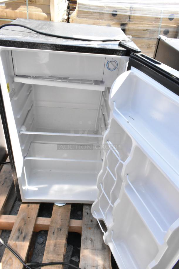 Three mini coolers: Magic Chef HMDR310SE, Galanz GLR33MBKE23, Frigidaire FGFR334. 115V, 1 Phase, clean interior, on pallet.