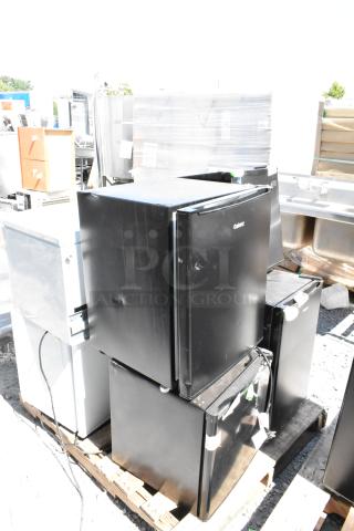 Eight mini coolers including Galanz GL27BK, Hisense RR17D6ABE, Galanz GLR25MBKE02, Arctic King ARM17A5ABB, Accucold FFAR23L; gently used.