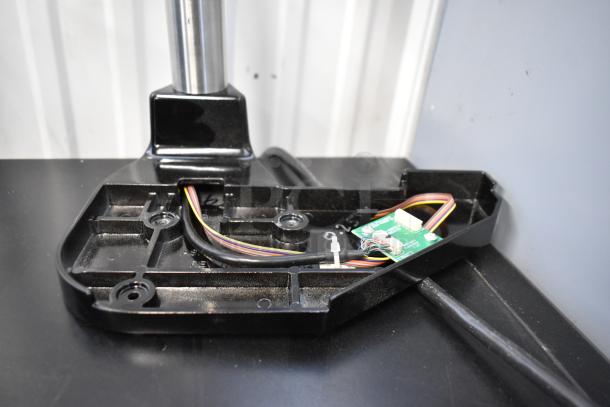 Brand new Hobart HTi commercial countertop food scale, metal construction, supports 120/208-240V, 1 Phase.