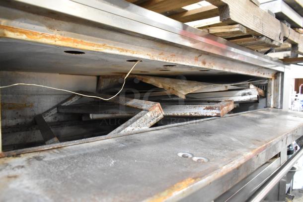 Marsal & Sons SD 660 stainless steel pizza oven, single deck, cooking stones, natural gas, used condition, internal view.