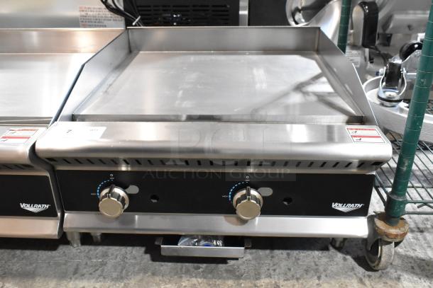Brand new Vollrath GGMDM-24 stainless steel 24" medium-duty countertop griddle with manual controls, 56,000 BTU, scratch and dent condition.