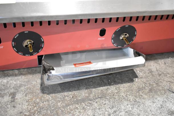 Avantco 177CAG60TG 60" stainless steel gas griddle with thermostatic controls, 175,000 BTU, new with scratch and dent.