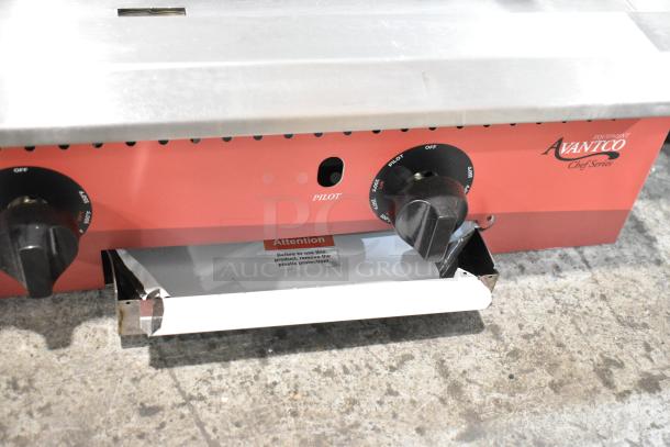 BRAND NEW Avantco 177CAG60TG 60" gas flat top griddle, stainless steel, 175,000 BTU, thermostatic controls, scratch and dent.