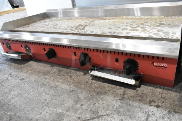 BRAND NEW Avantco 177CAG60TG 60" stainless steel gas griddle with thermostatic controls, 175,000 BTU, minor scratches.