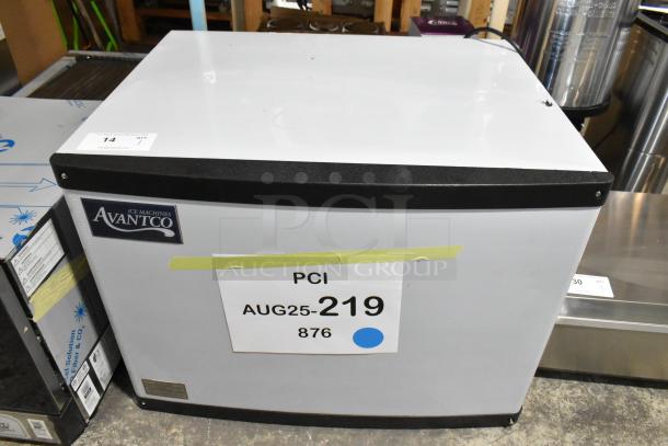 Brand new Avantco 194MCH430A stainless steel ice machine, 400 lb capacity, modular half cube, 115V, 1 phase, scratch and dent condition.