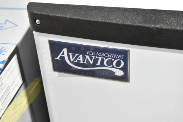 BRAND NEW Avantco 194MCH430A Stainless Steel Ice Machine. 400 lb capacity, 115V, 1 Phase. Scratch and dent condition.