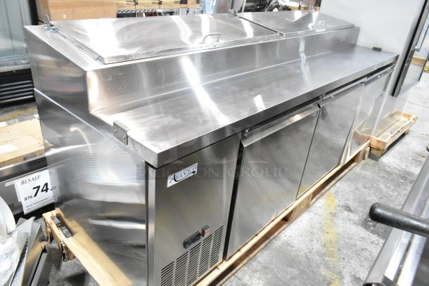 BRAND NEW 2025 Avantco 178SSPPT3 Stainless Steel Pizza Prep Table, commercial casters, 115V, 1 phase, minor scratches.