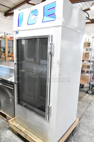BRAND NEW SCRATCH AND DENT! Polar Temp 300 CWGP Cold Wall Indoor Ice Merchandiser - 30 cu. ft. 115 Volts, 1 Phase. - Item #1206631