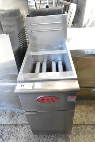 2019 Avantco FF400-N stainless steel commercial deep fat fryer, floor model. Natural gas, 120,000 BTU, excellent condition.