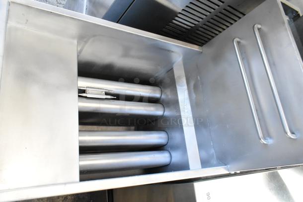 2019 Avantco FF400-N stainless steel deep fat fryer, 120,000 BTU, natural gas, commercial floor style, pristine condition.