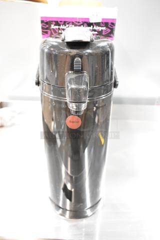 BRAND NEW ECAL22PBLK Air Pot in box; black finish, labeled "regular," excellent condition.