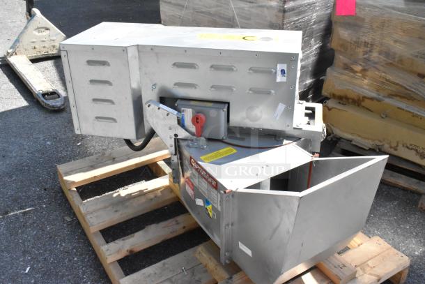 2021 CaptiveAire CASRE13BD Metal Commercial Power Ventilator on pallet; features control box, visible labels, intact condition.