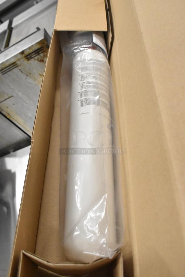 New Moffat Turbofan EHT10 stainless steel heated cabinet in box; insulated, mobile, 208V, 1 phase. Scratches/dents noted.