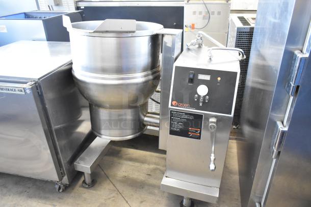 2019 Groen DEE/4-20A stainless steel 20-gallon steam kettle, manual tilt, electric, 208V 3-phase, commercial use.