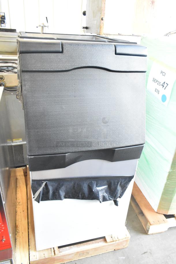 Brand new Avantco 194BIN40022 ice storage bin, 22", metallic alloy exterior, 383 lb capacity, minor scratches, and dents.