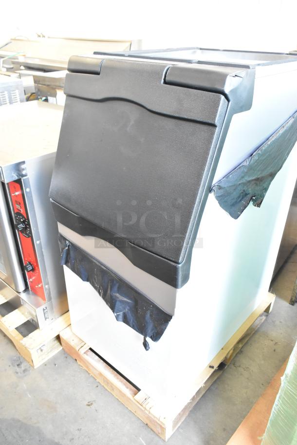 Brand new Avantco 194BIN40022 ice storage bin, 22" size, metallic alloy exterior, 383 lb capacity, minor cosmetic dents.