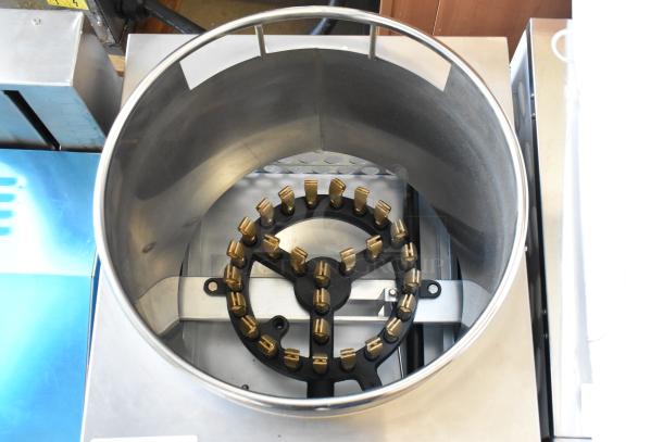 Brand new Cooking Performance Group WOKR16L propane wok range with 16" ring, 125,000 BTU, scratch and dent condition.