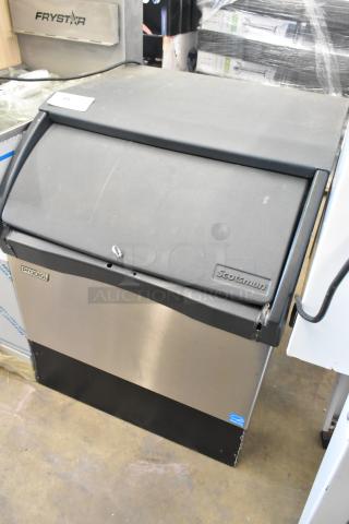 Scotsman Prodigy CU1526SA-1A Stainless Steel Commercial Undercounter Self Contained Ice Machine. 115 Volts, 1 Phase. - Item #1209189