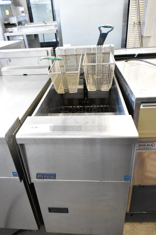 2018 Pitco Frialator SE14 stainless steel electric fryer, 2 metal baskets, 208V, 3-phase, commercial floor style.