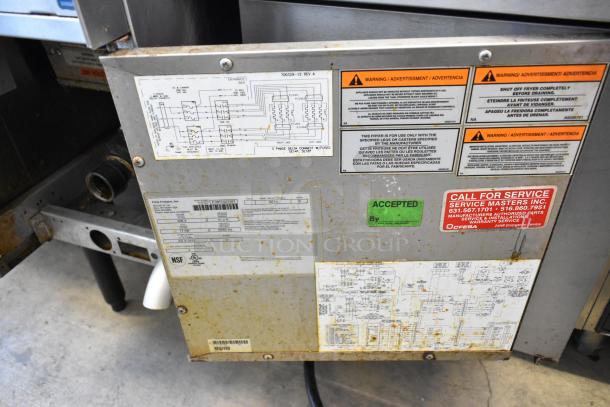 2018 Pitco Frialator SE14 stainless steel electric fryer, 208V, 3-phase, commercial grade. Visible warning and service labels.