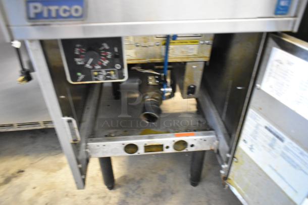 2018 Pitco Frialator SE14 stainless steel electric fryer, 208V, 3 phase, with visible controls and internal components.