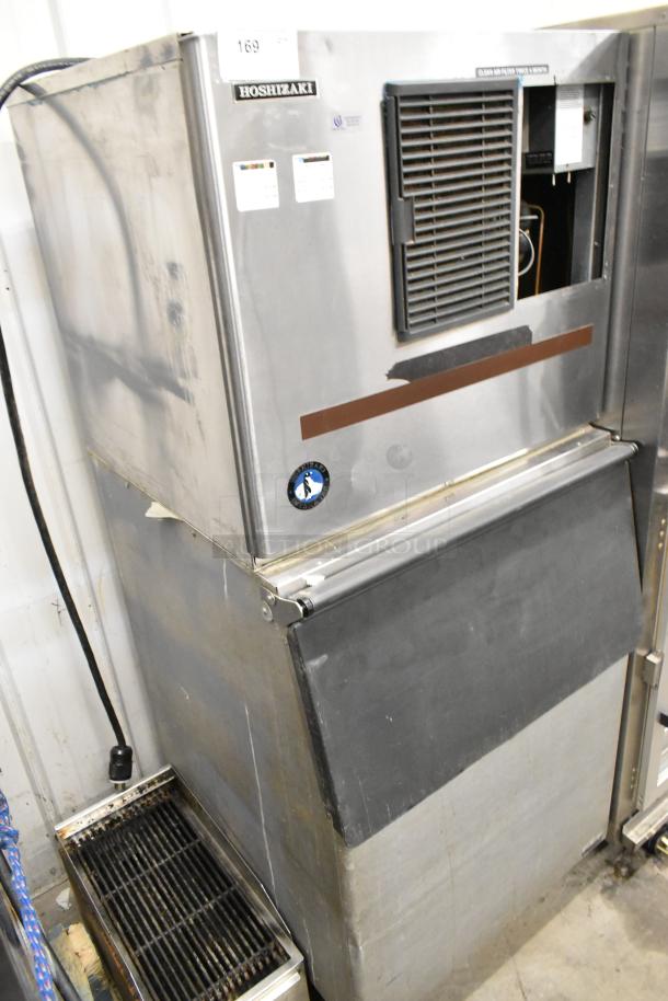 Hoshizaki KML-631MAH stainless steel ice head on bin. 208-230V, 1 Phase. Visible Hoshizaki branding; some wear present.