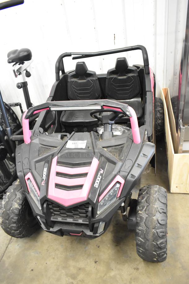 2022 Pinghu 2000W electric children's car, pink and black, rugged tires, dual seats, excellent condition, model 3000W.